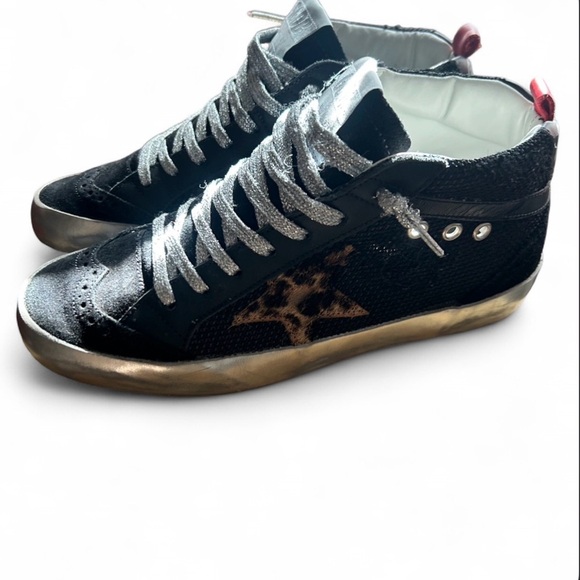Golden Goose Shoes - Luxury Mid Star Golden Goose Black & Silver Sneakers